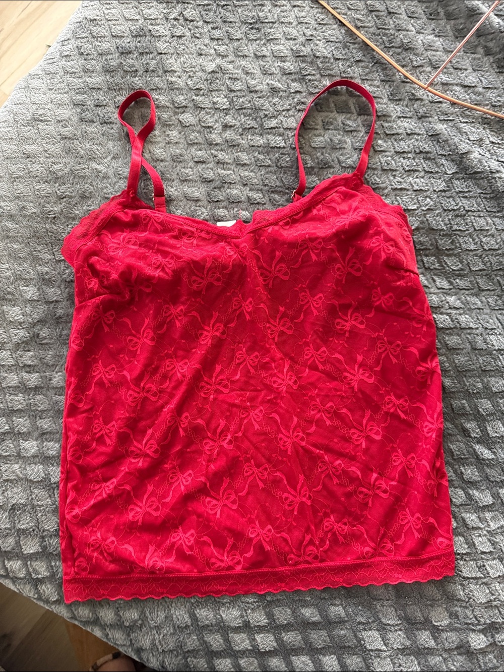 Jessica Simpson Red Lace Bow-Pattern Cami